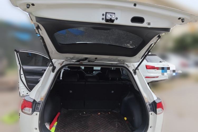 Used Toyota Corolla Cross 2023 2.0L Elite Edition Trunk