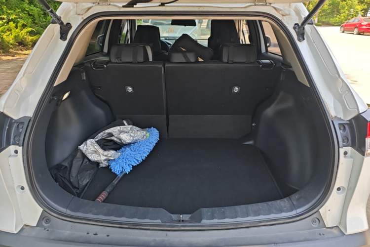 Used Toyota Corolla Cross 2023 2.0L Elite Edition Trunk