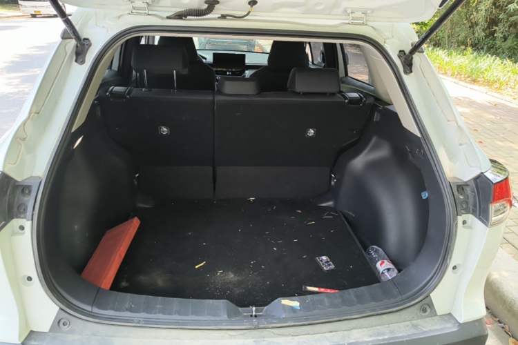 Used Toyota Corolla Cross 2023 2.0L Elite Edition Trunk