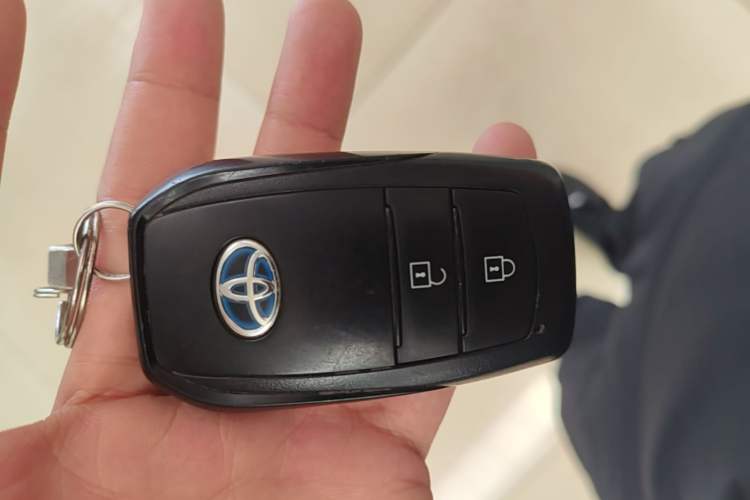Used Toyota Corolla Cross 2023 Dual-Motor 2.0L Pioneer Edition Vehicle Key