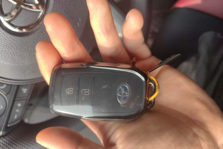 Used Toyota Corolla Cross 2023 Dual-Motor 2.0L Pioneer Edition Vehicle Key