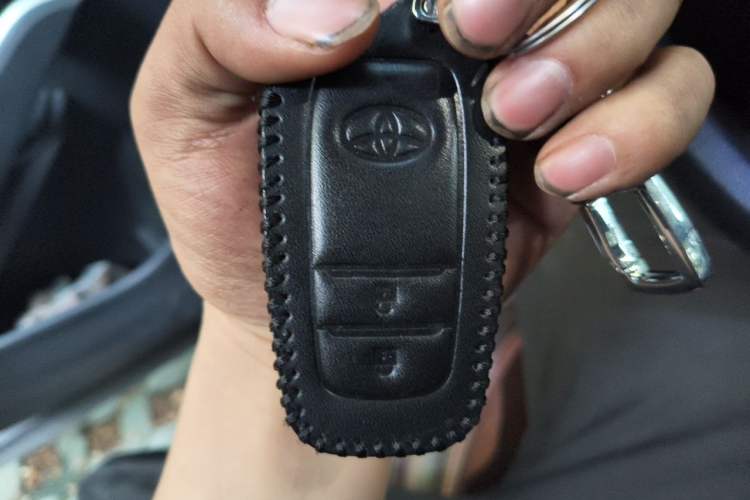 Used Toyota Corolla Cross 2023 2.0L Elite Edition Vehicle Key