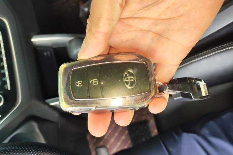 Used Toyota Corolla Cross 2023 2.0L Elite Edition Vehicle Key