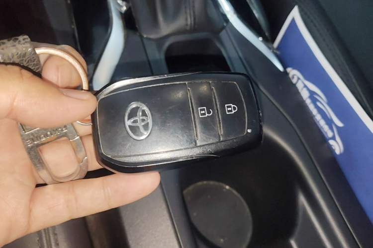 Used Toyota Corolla Cross 2023 2.0L Elite Edition Vehicle Key