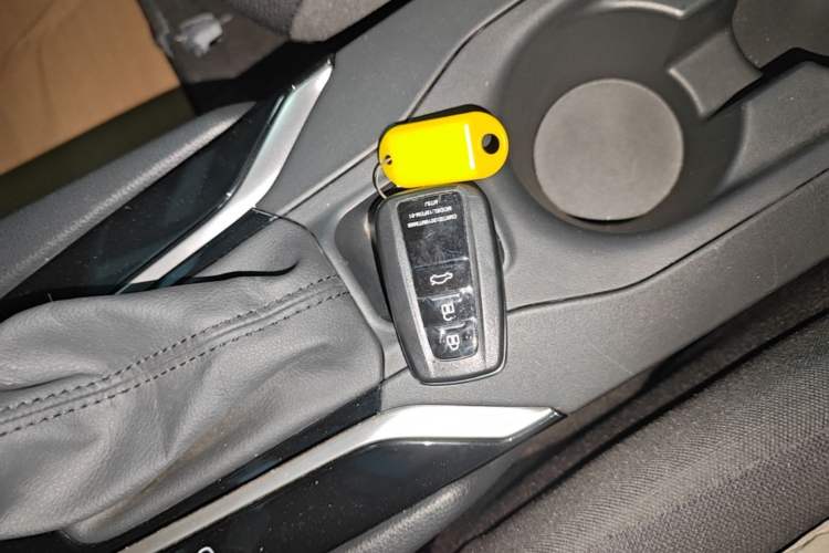 Used Toyota Corolla Cross 2023 2.0L Pioneer Edition Vehicle Key