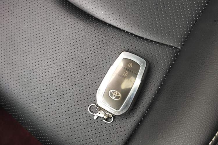 Used Toyota Corolla Cross 2023 2.0L Elite Edition Vehicle Key