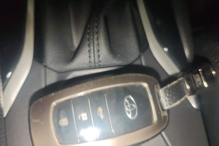 Used Toyota Corolla Cross 2023 2.0L Pioneer Edition Vehicle Key