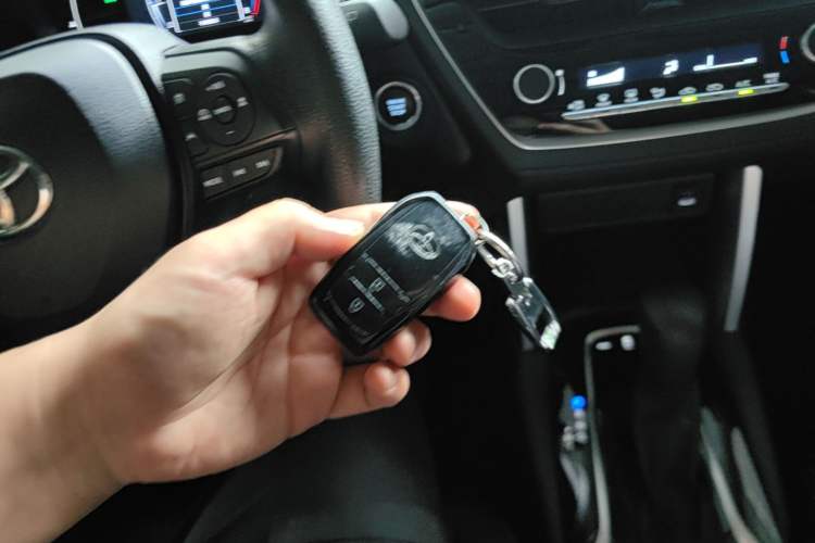 Used Toyota Corolla Cross 2023 2.0L Elite Edition Vehicle Key