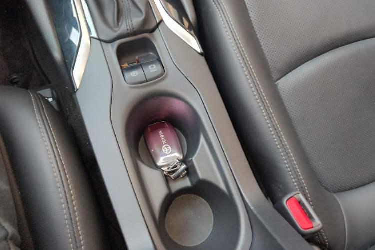 Used Toyota Corolla Cross 2023 2.0L Elite Edition Vehicle Key