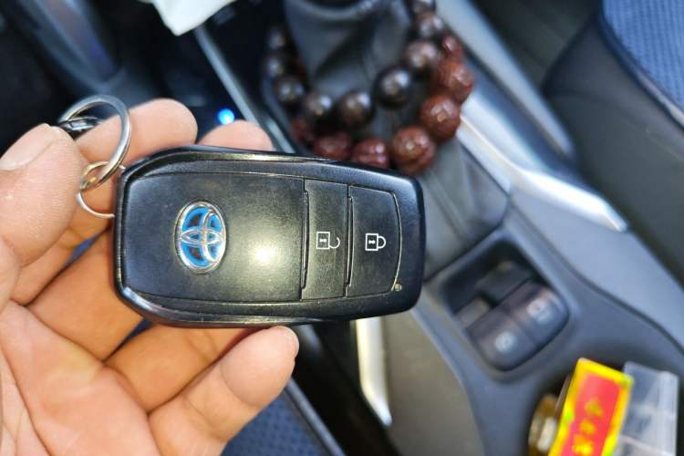 Used Toyota Corolla Cross 2023 Dual-Motor 2.0L Pioneer Edition Vehicle Key