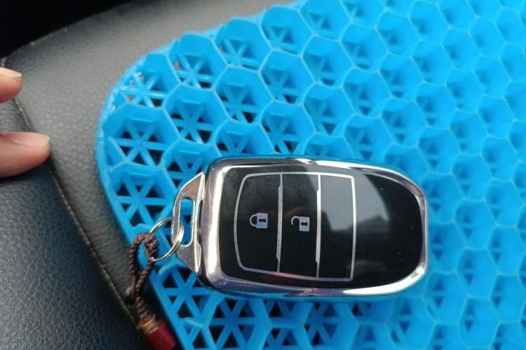Used Toyota Corolla Cross 2023 Dual-Motor 2.0L Pioneer Edition Vehicle Key
