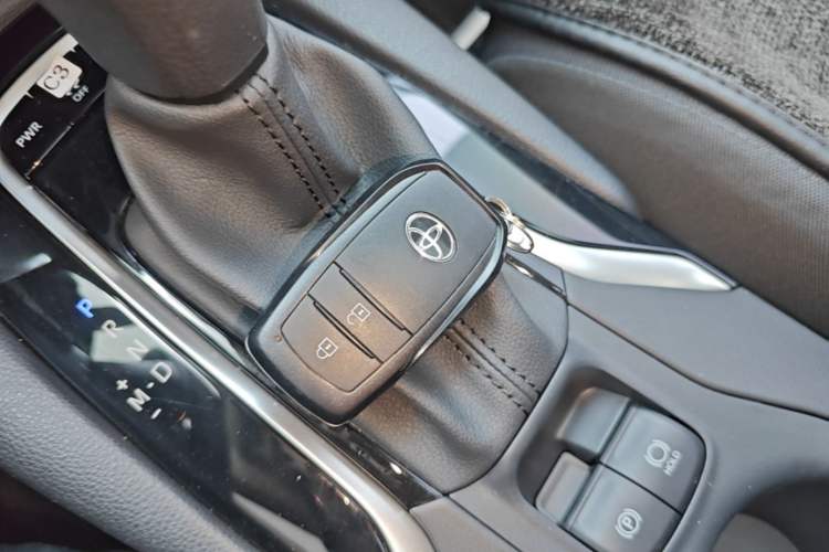 Used Toyota Corolla Cross 2023 2.0L Elite Edition Vehicle Key