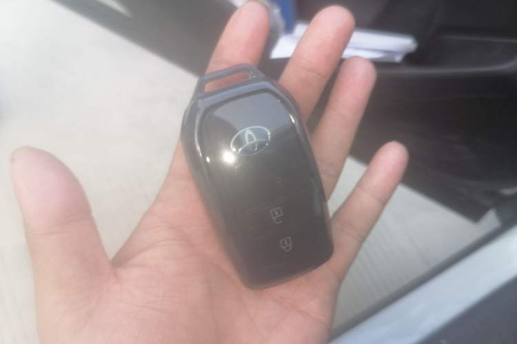 Used Toyota Corolla Cross 2023 Dual-Motor 2.0L Elite Edition Vehicle Key