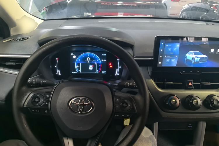 Used Toyota Corolla Cross 2024 2.0L Pioneer Edition Center Console