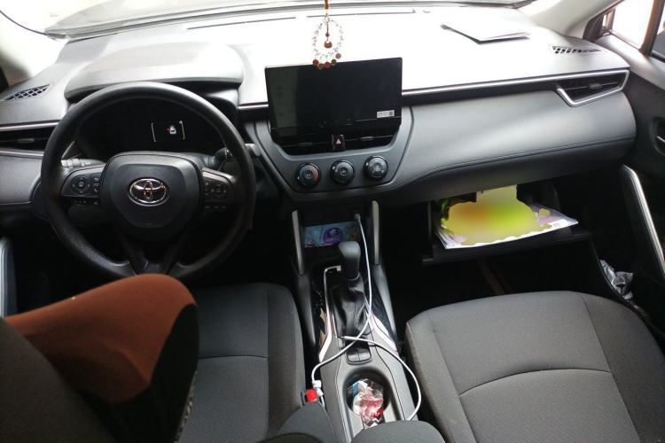Used Toyota Corolla Cross 2024 2.0L Pioneer Edition Center Console