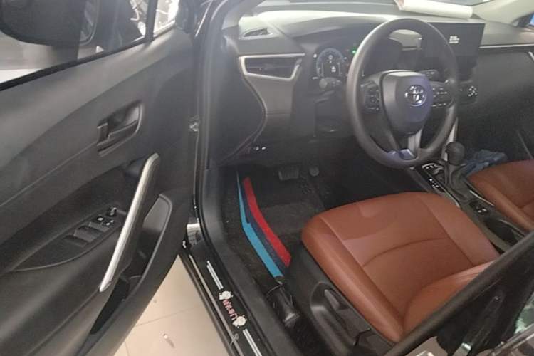 Used Toyota Corolla Cross 2024 2.0L Pioneer Edition Driver Seat