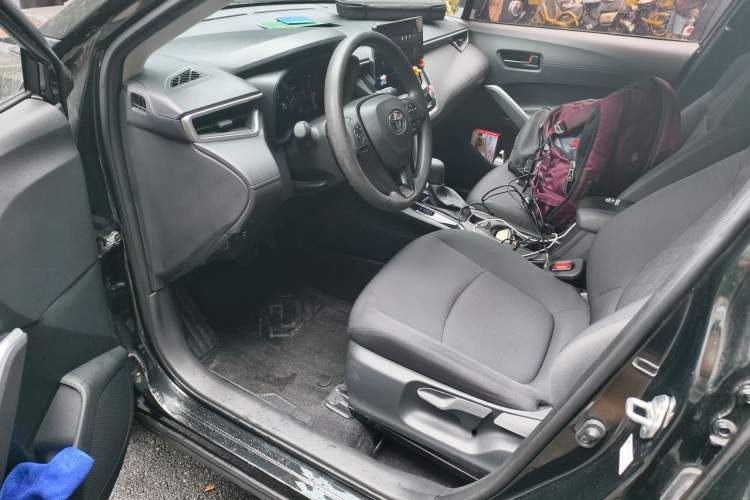 Used Toyota Corolla Cross 2024 2.0L Smart Electric Hybrid Dual-Engine Pioneer Edition Driver Seat