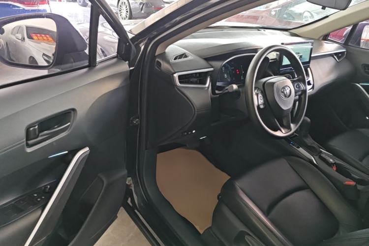 Used Toyota Corolla Cross 2024 2.0L Elite Edition Driver Seat