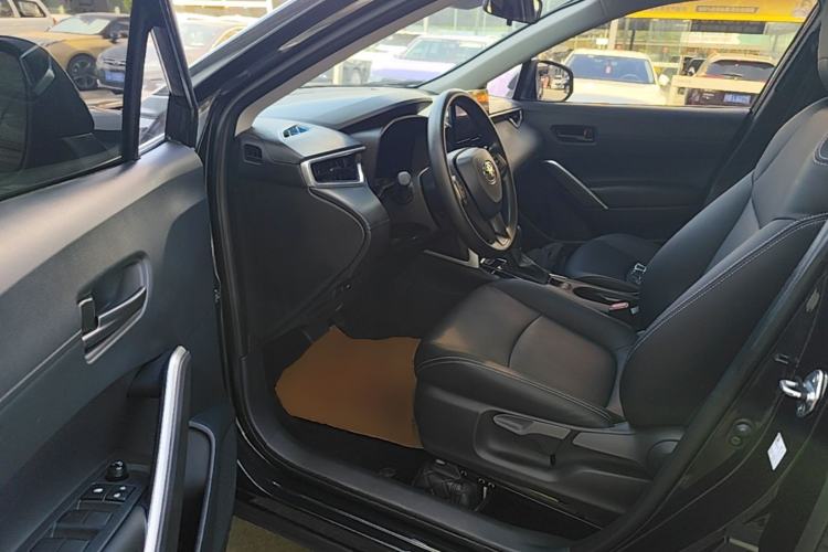 Used Toyota Corolla Cross 2024 2.0L Elite Edition Driver Seat