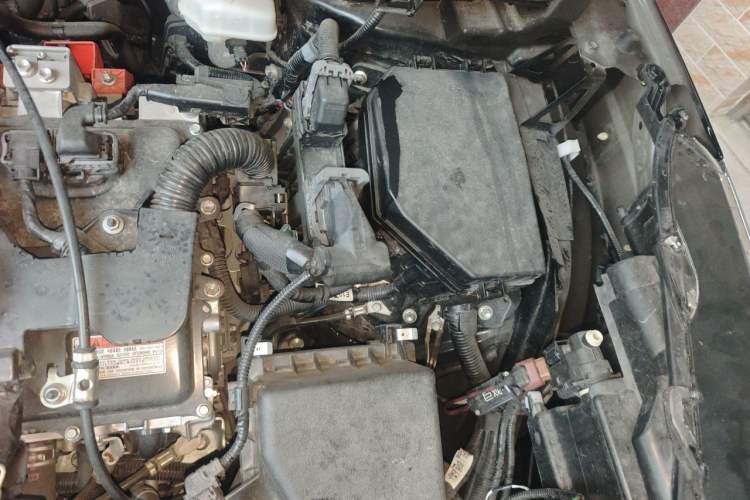 Used Toyota Corolla Cross 2024 2.0L Smart Electric Hybrid Dual-Engine Elite Edition Engine Bay Left