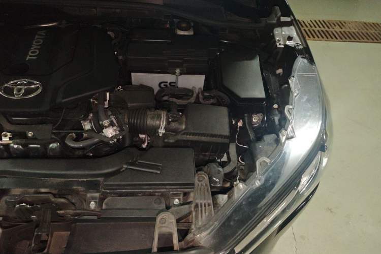Used Toyota Corolla Cross 2024 2.0L Pioneer Edition Engine Bay Left