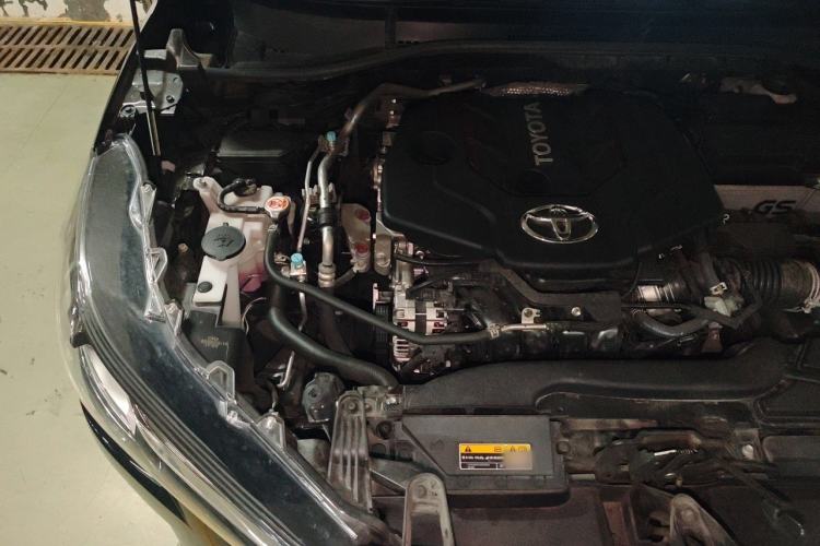Used Toyota Corolla Cross 2024 2.0L Pioneer Edition Engine Bay Right