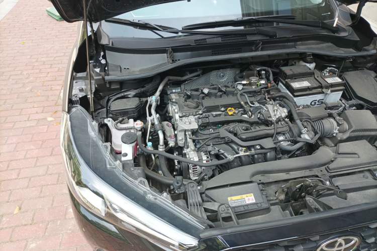 Used Toyota Corolla Cross 2024 2.0L Pioneer Edition Engine Bay Right