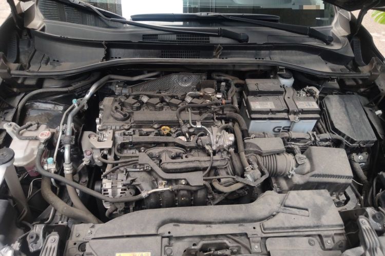 Used Toyota Corolla Cross 2024 2.0L Elite Edition Engine Bay