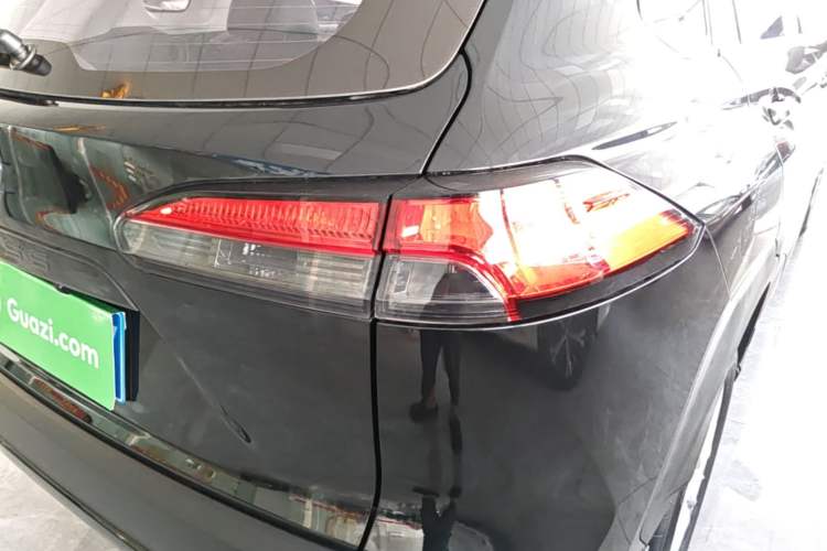 Used Toyota Corolla Cross 2024 2.0L Elite Edition Exterior 3