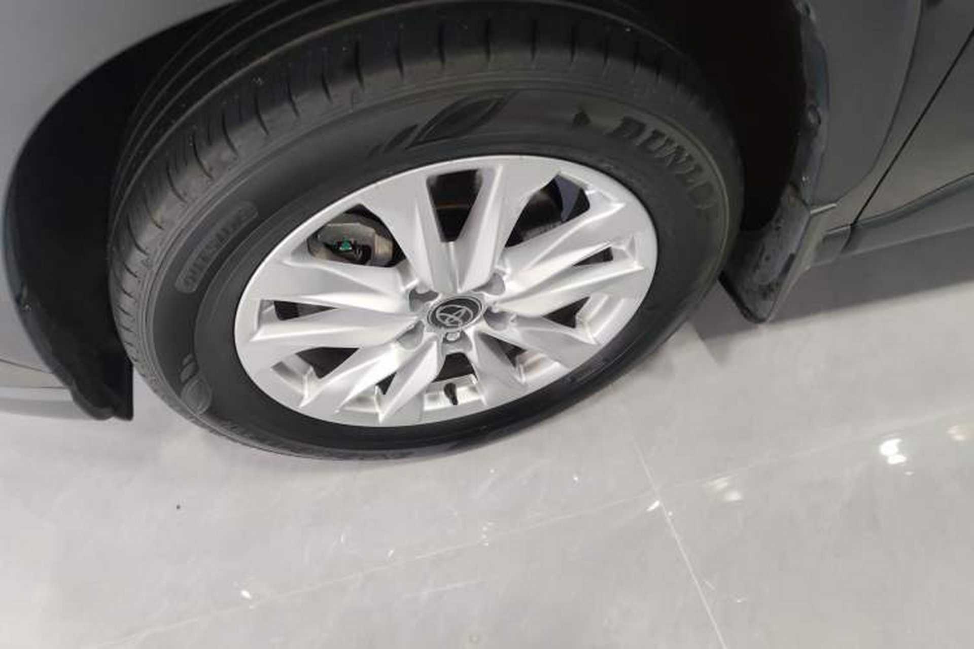 Used Toyota Corolla Cross 2024 2.0L Smart Electric Hybrid Dual-Engine Pioneer Edition Exterior 4
