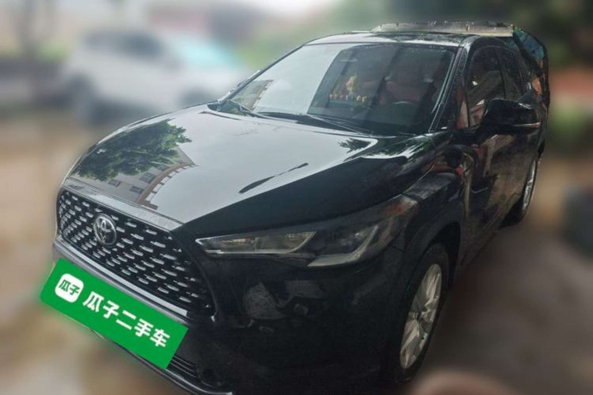 Toyota Corolla Cross Hybrid Delights a Buyer in El Salvador