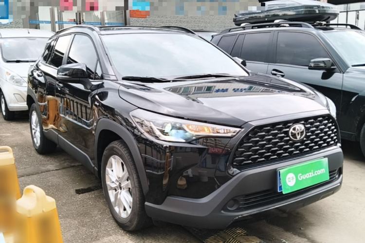 Used Toyota Corolla Cross 2024 2.0L Smart Electric Hybrid Dual-Engine Pioneer Edition Front Right 45 Deg