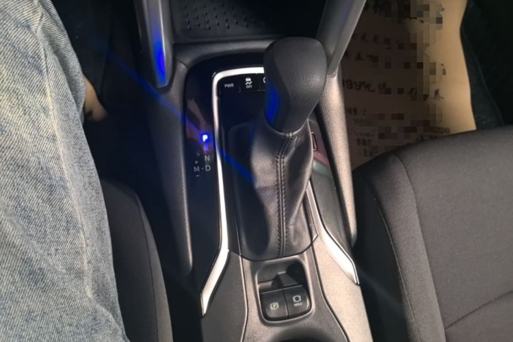 Used Toyota Corolla Cross 2024 2.0L Pioneer Edition Gear Lever