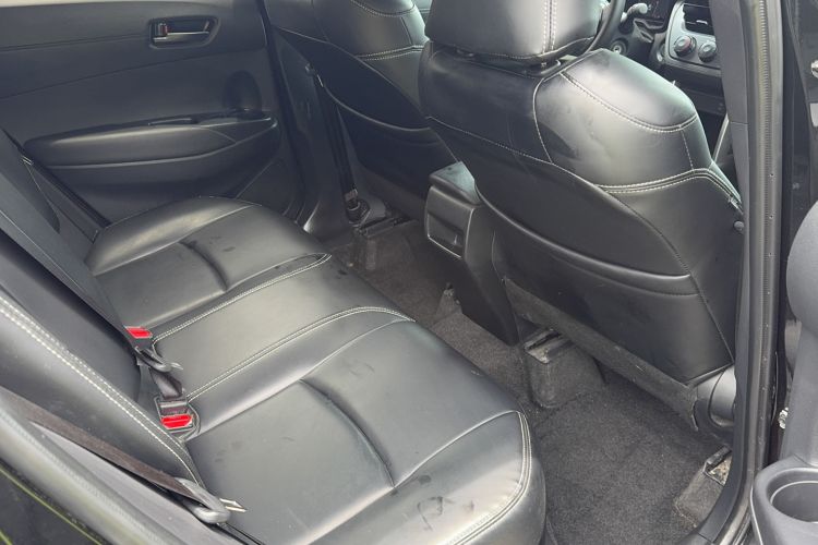 Used Toyota Corolla Cross 2024 2.0L Pioneer Edition Interior 3