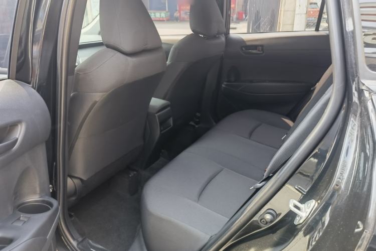 Used Toyota Corolla Cross 2024 2.0L Pioneer Edition Interior 3
