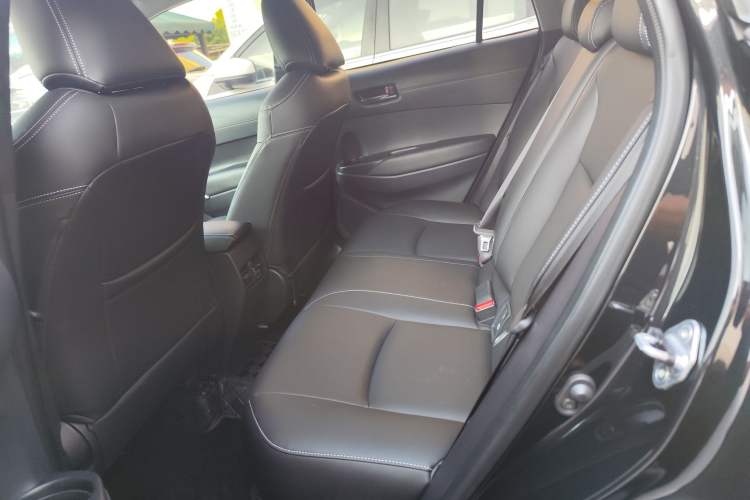 Used Toyota Corolla Cross 2024 2.0L Elite Edition Interior 5