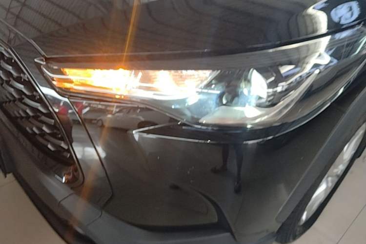 Used Toyota Corolla Cross 2024 2.0L Pioneer Edition Left Front Headlight