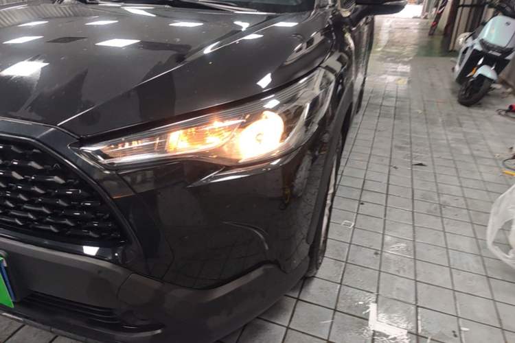 Used Toyota Corolla Cross 2024 2.0L Elite Edition Left Front Headlight