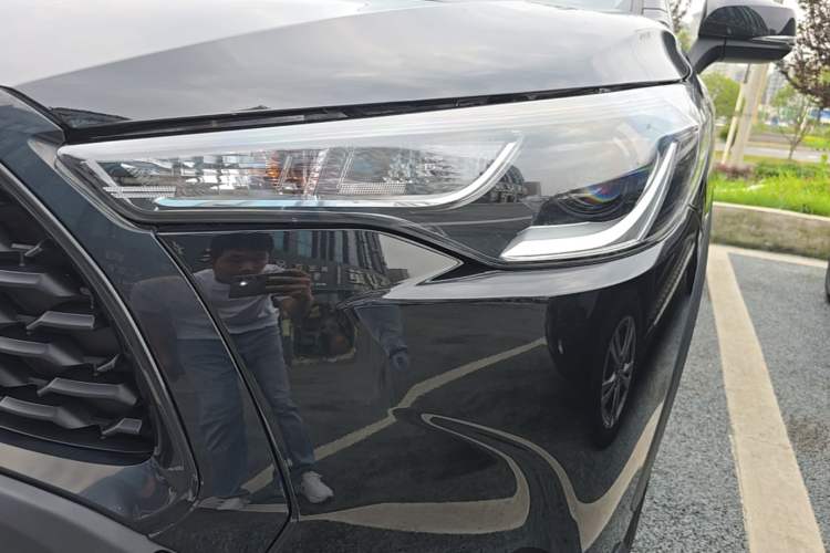 Used Toyota Corolla Cross 2024 2.0L Smart Electric Hybrid Dual-Engine Pioneer Edition Left Front Headlight
