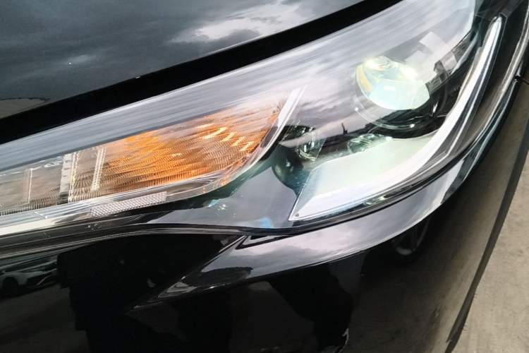Used Toyota Corolla Cross 2024 2.0L Smart Electric Hybrid Dual-Engine Pioneer Edition Left Front Headlight