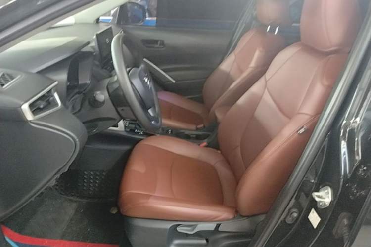 Used Toyota Corolla Cross 2024 2.0L Pioneer Edition Left Front Seat