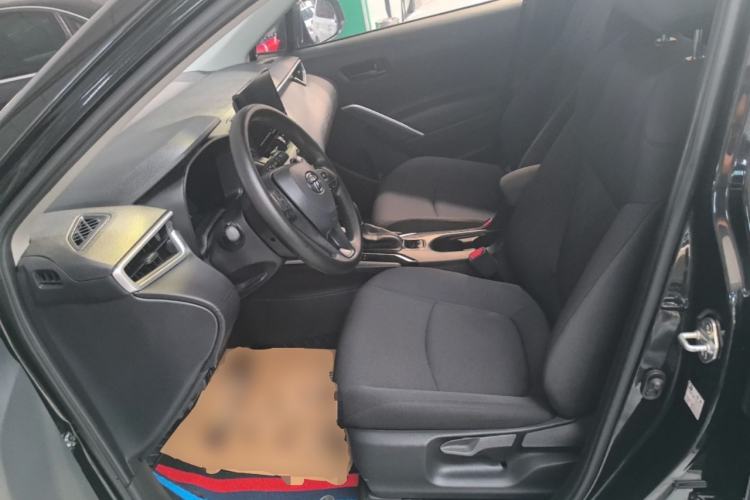 Used Toyota Corolla Cross 2024 2.0L Pioneer Edition Left Front Seat