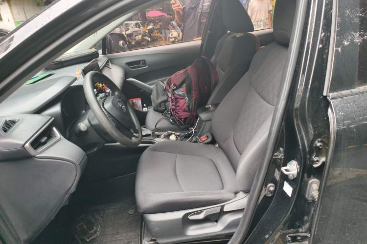 Used Toyota Corolla Cross 2024 2.0L Smart Electric Hybrid Dual-Engine Pioneer Edition Left Front Seat