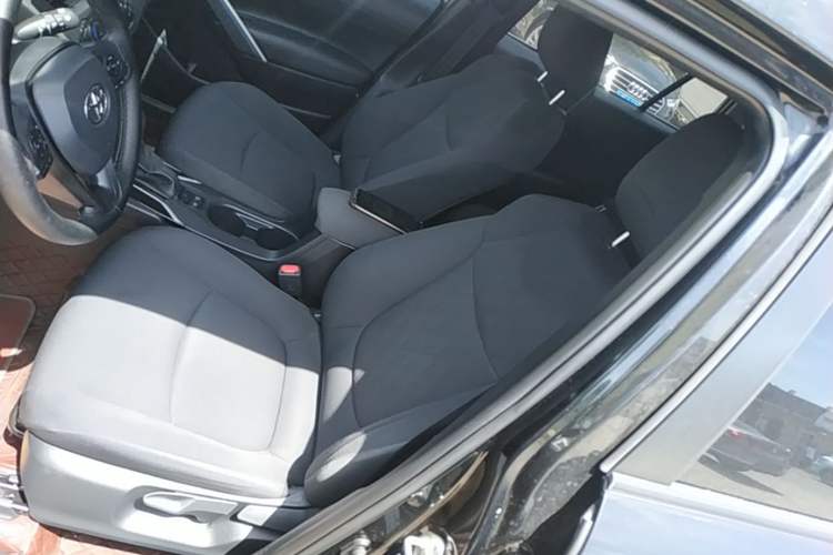 Used Toyota Corolla Cross 2024 2.0L Pioneer Edition Left Front Seat