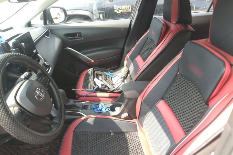 Used Toyota Corolla Cross 2024 2.0L Smart Electric Hybrid Dual-Engine Pioneer Edition Left Front Seat