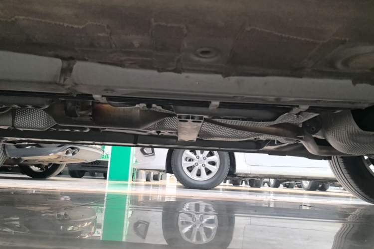 Used Toyota Corolla Cross 2024 2.0L Pioneer Edition Left Side Sill