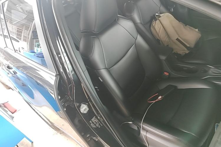 Used Toyota Corolla Cross 2024 2.0L Pioneer Edition Right Front Seat