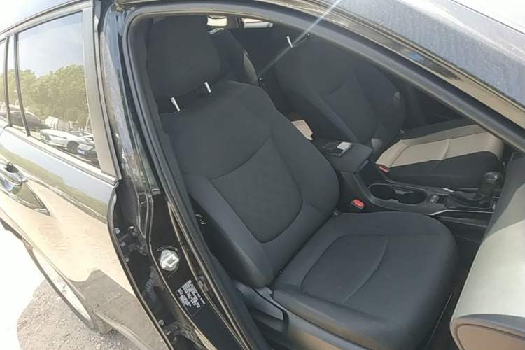 Used Toyota Corolla Cross 2024 2.0L Pioneer Edition Right Front Seat