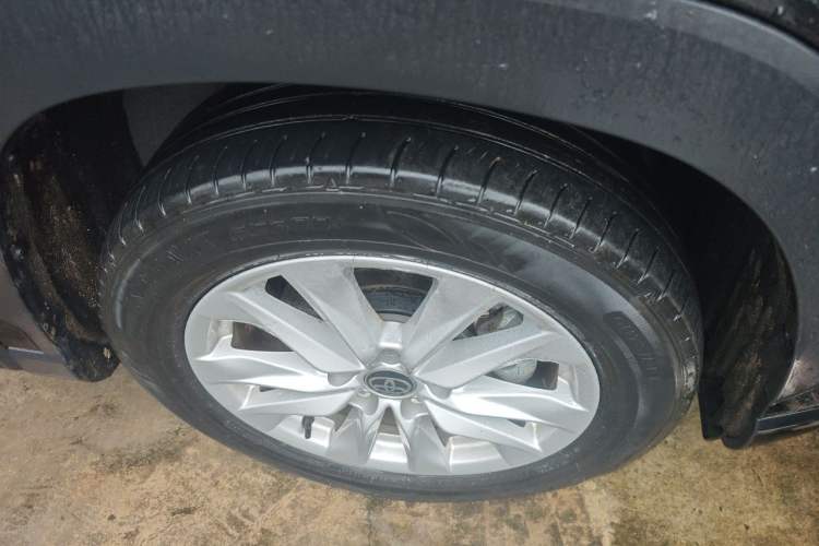 Used Toyota Corolla Cross 2024 2.0L Smart Electric Hybrid Dual-Engine Elite Edition Right Front Wheel Hub