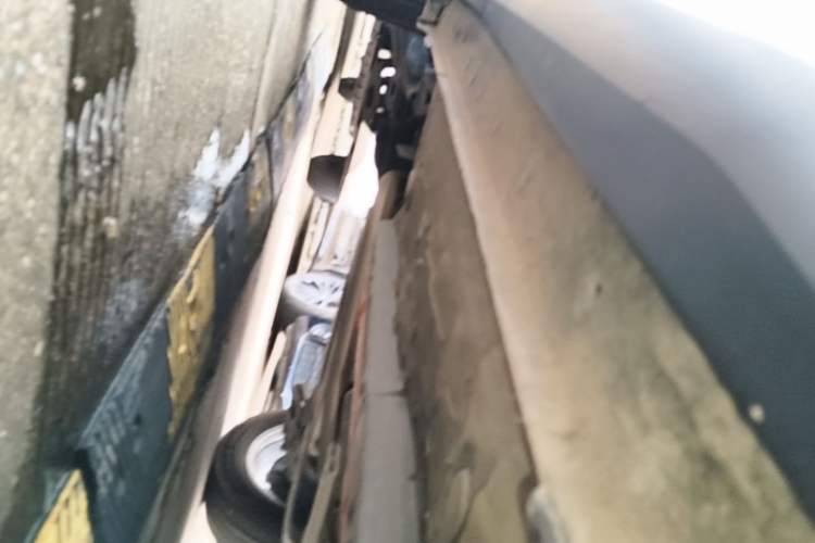 Used Toyota Corolla Cross 2024 2.0L Smart Electric Hybrid Dual-Engine Pioneer Edition Right Side Sill